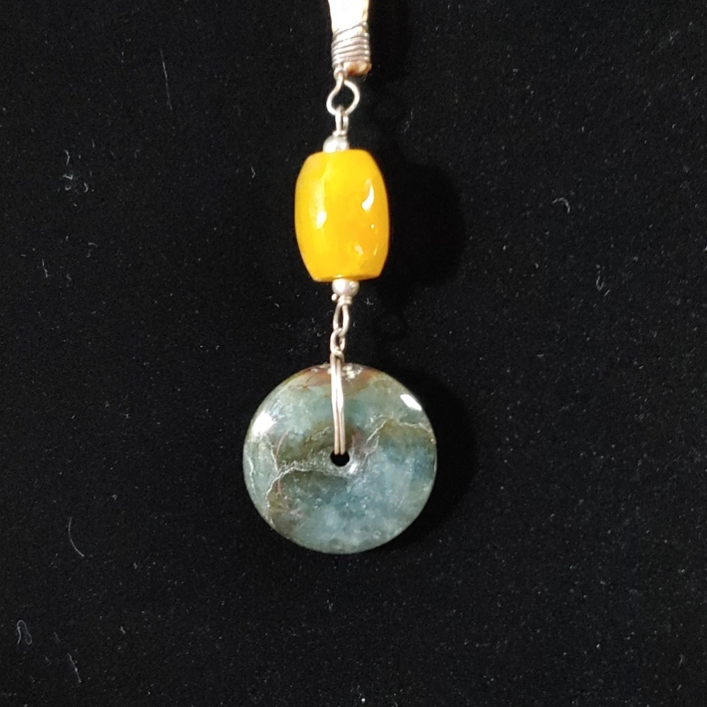 Necklace Colored Stone Wrap Around NWOT - Picture 4 of 6